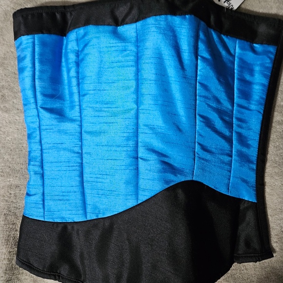 Star Trek Science Officer Uniform Corset 26" MED - Picture 2 of 15